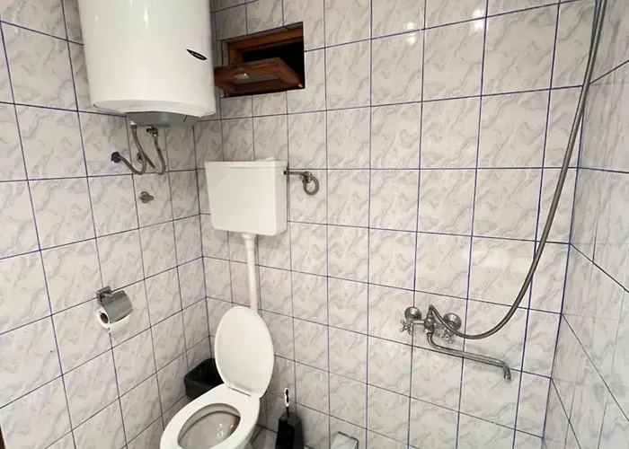 Bed And Shower Alone شقة بلغراد