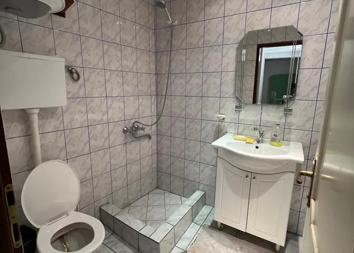 شقة Bed And Shower Alone بلغراد